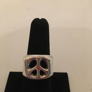 RLM Studio Sterling Silver Peace Ring